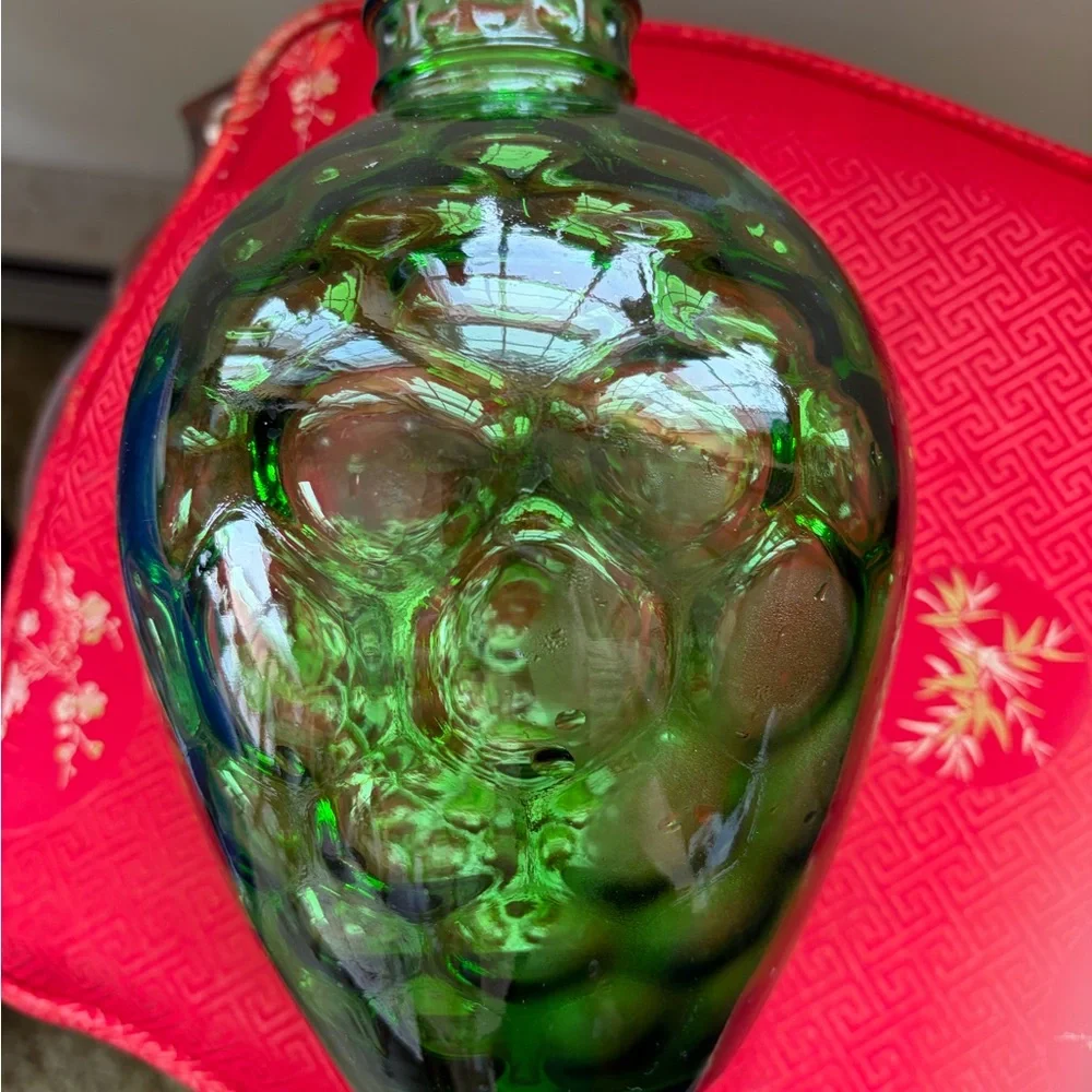 Vintage MCM Wheatonware Emerald Green Honeycomb Glass Decanter With Lid - Picture 2 of 4